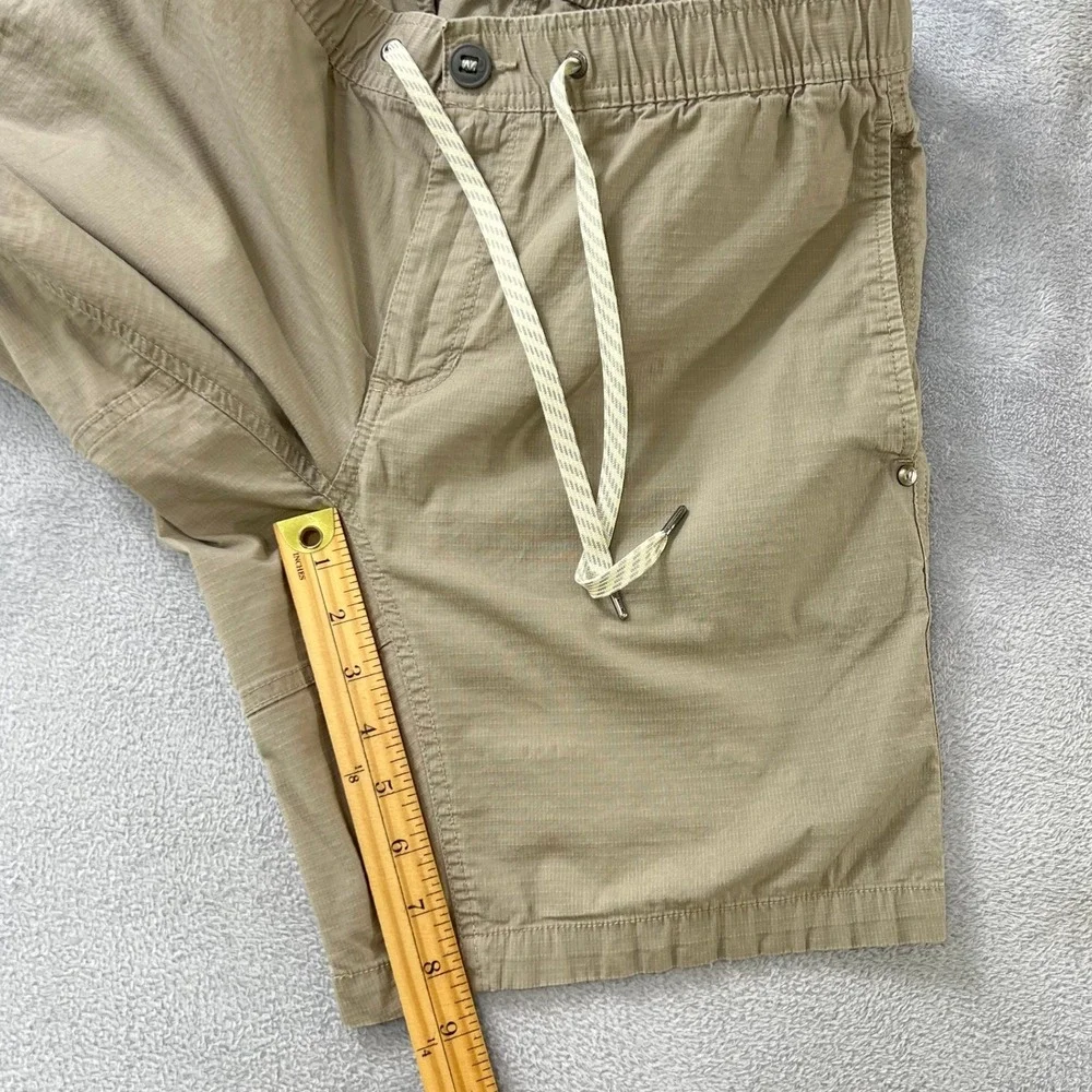 VUORI Ripstop Climber Shorts Cargo Mens Medium Sesame Beige Elastic Drawstring